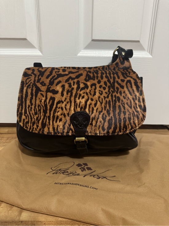 Patricia Nash Handbags - Patricia Nash Leopard-Print Flap Crossbody in Brown and Black